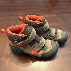 Keen Kids 12T Waterproof Velcro hiking boots